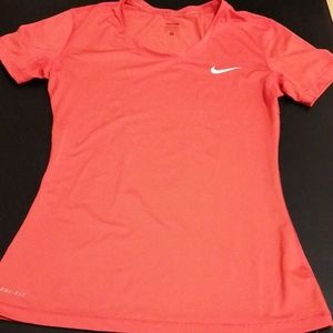 Nike fitted shirts